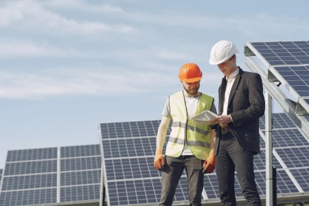 Foto de energia fotovoltaica creado por prostooleh - www.freepik.es